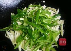 青椒茭白肉丝的做法图解10