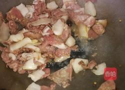 白菜炒火腿的做法图解3