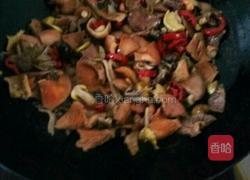 炒蘑菇的做法图解2
