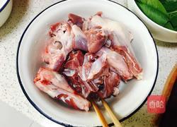 羊腿炖萝卜的做法图解2