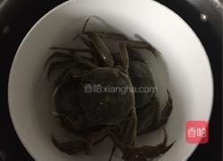清蒸大闸蟹的做法图解2
