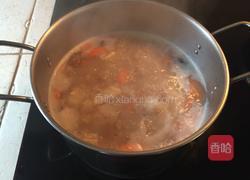 红萝卜薏仁腐竹排骨汤的做法图解7