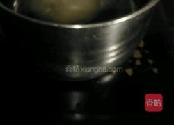 饺子皮做披萨（不用奶酪（素版））的做法图解2