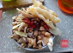 花胶螺头煲鸡汤的做法图解2
