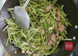 扁豆炒肉片的做法图解6