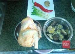 冬菇炒扇鸡的做法图解1