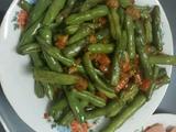 肉炒紫豆角的做法[图]