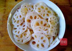 炝拌糖醋莲藕片的做法图解4