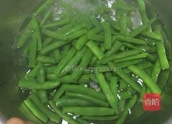 椒盐四季豆的做法图解3