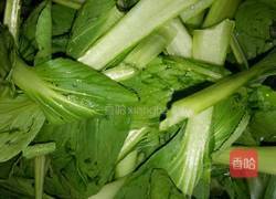 青菜炒豆腐果的做法图解1
