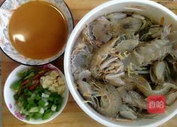 香辣濑尿虾的做法图解1