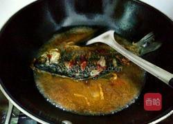 红烧鲫鱼的做法图解7