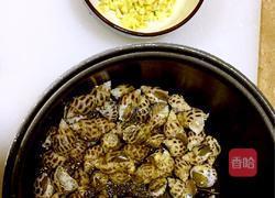 椒盐姜葱焗花螺的做法图解1