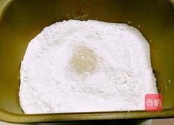 烤椒盐花卷的做法图解1