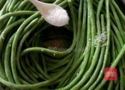 自制家常酸豆角的做法图解3