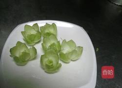 玲珑剔透(青菜酿肉丸)的做法图解2