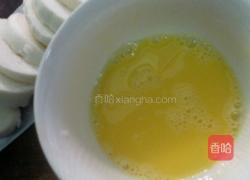 鸡蛋炸馒头的做法图解2