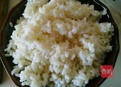 米饭蛋煎饼的做法图解1