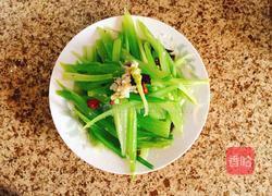 “兮子凉菜大全”之凉拌西芹条的做法图解9