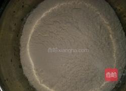 双色豆沙包的做法图解3