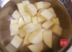 土豆胡萝卜烧肉的做法图解4