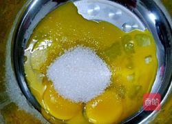 八寸戚风蛋糕的做法图解3