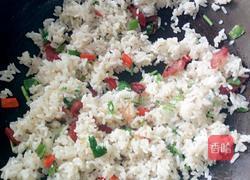 腊肠炒饭的做法图解7