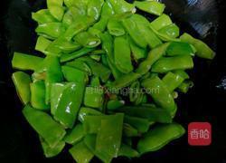 酱焖油豆角的做法图解3