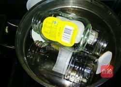 冰糖山楂罐头的做法图解2