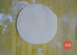 Illustration of how to make shredded potato burritos 5