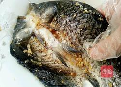 香辣烤鲫鱼的做法图解12