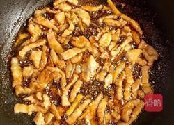 酸菜肉丝土豆粉的做法图解3