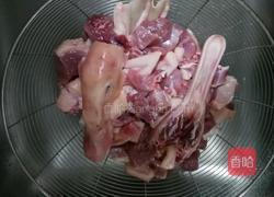 仔姜烧鸭子的做法图解1