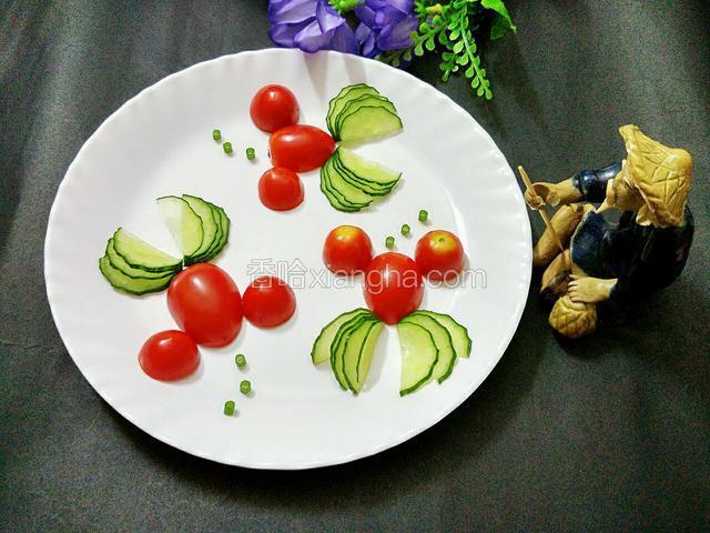 渔翁钓鱼(盘饰）