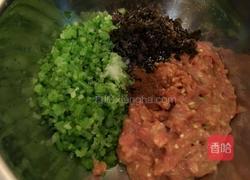 冰花锅贴的做法图解1