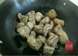 排骨炖粉条的做法图解6