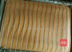 草莓酱蛋糕卷的做法图解14