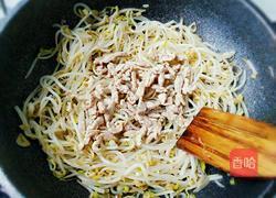 绿豆芽炒肉的做法图解10