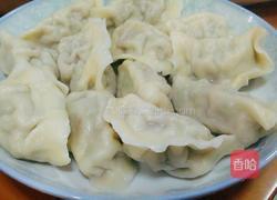 东北牛肉芹菜饺子的做法图解7