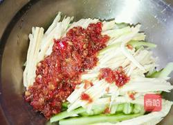 凉拌黄瓜腐竹的做法图解4
