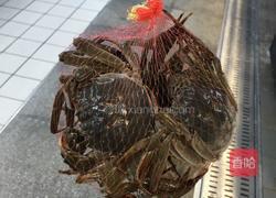 清蒸大闸蟹的做法图解1