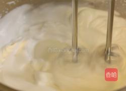 戚风蛋糕的做法图解4