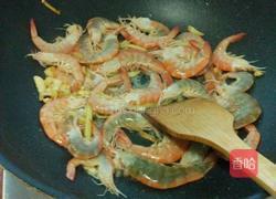 芹菜炒虾的做法图解4