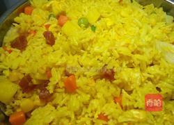 海鲜菠萝炒饭的做法图解6