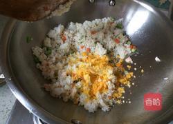 咸蛋黄炒饭的做法图解6