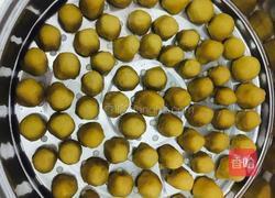 玉米面窝窝头的做法图解4