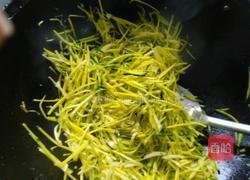 素炒南瓜丝的做法图解3