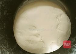 红果(山楂)馅蒸饼儿的做法图解1