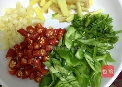 爆炒鸡胗的做法图解1