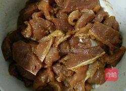 沙茶酱猪肉的做法图解2
